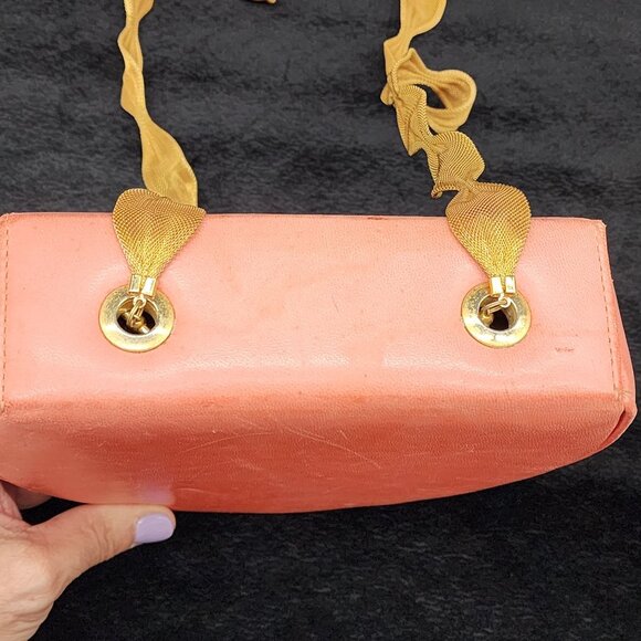 Pink Salmon Leather Bag Gold Mesh Strap Small Hard Case Sondra Robert Vintage - Picture 14 of 15